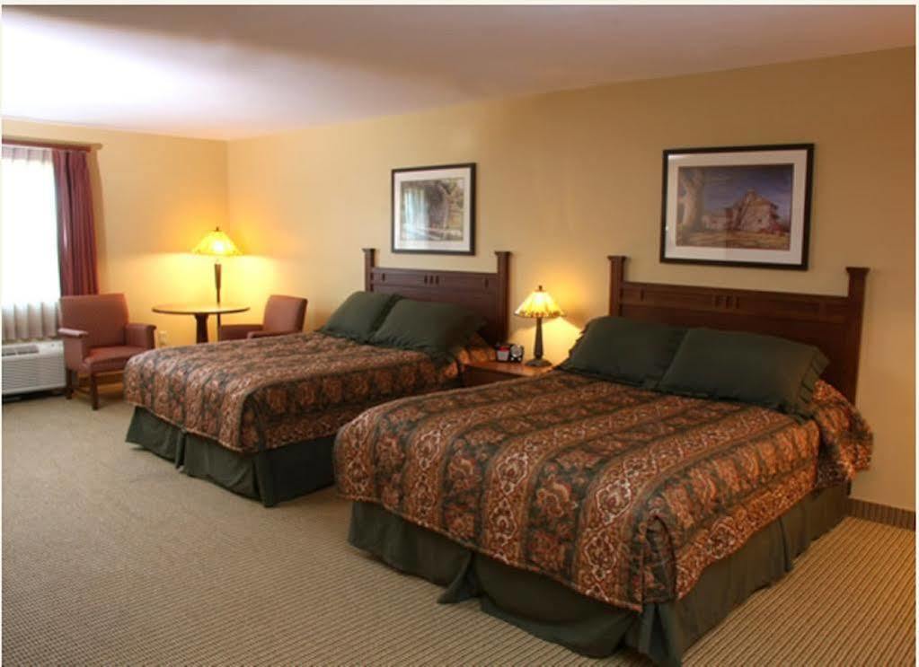 The Red Mill Inn Baldwinsville Extérieur photo